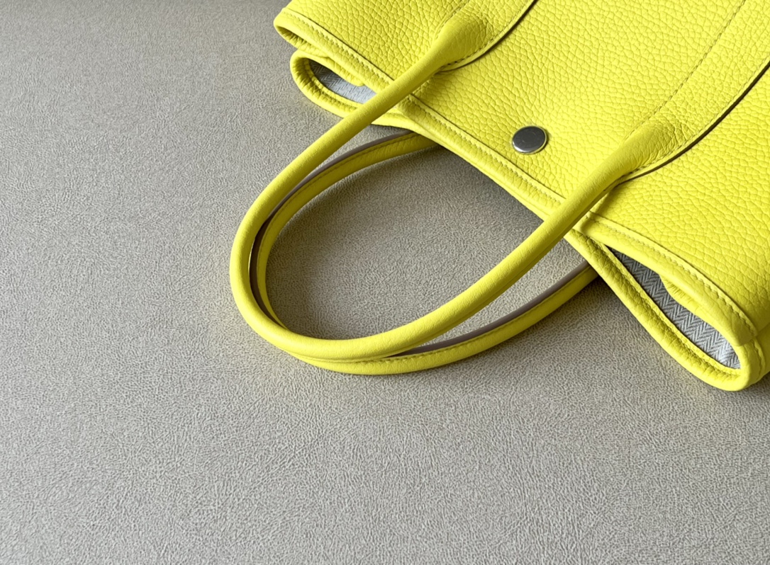 Hermes Garden Party 30cm Tote Handbag In Yellow Lemon Clemence Leather